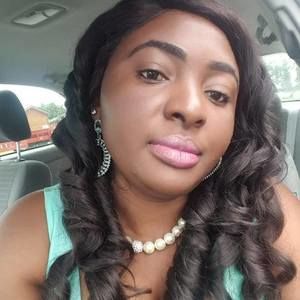 Meet your Posher, Stella